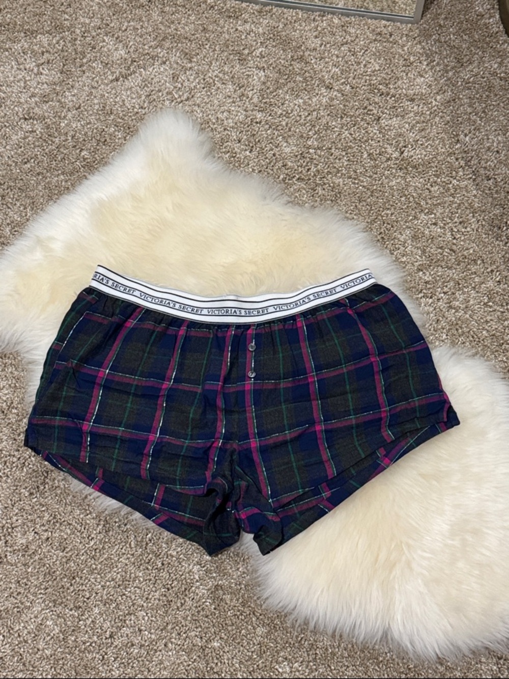 Victoria's Secret Navy Green & Pink Plaid Shorts Size XS